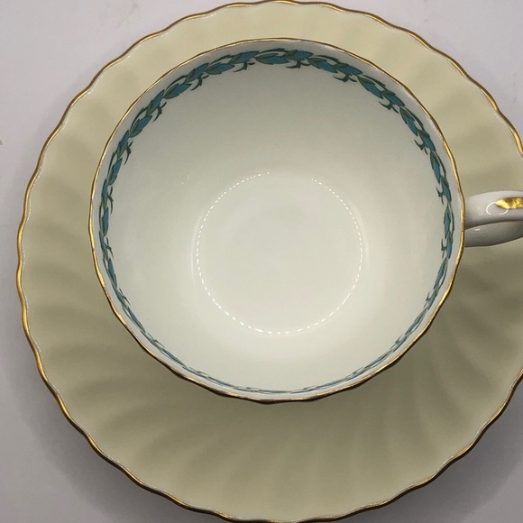 Minton Bone China Teacup & Saucer “Lady Rodney” S-411 - Picture 4 of 9